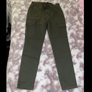 Skinny Cargo Pants